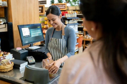 Aprende cómo identificar un billete falso