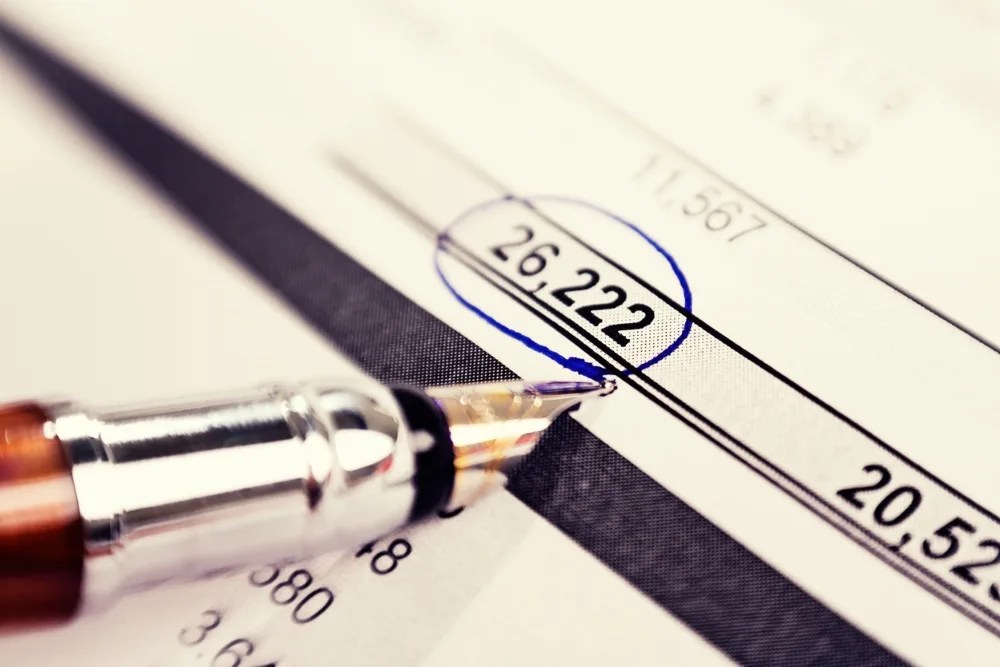 Revisando el estado de cuenta de la tarjeta