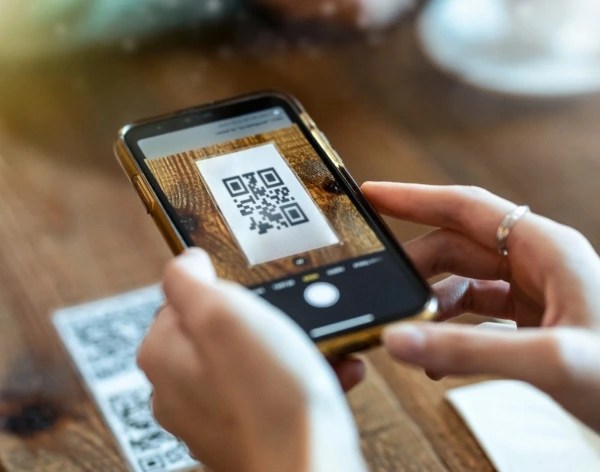 Descubre cómo protegerte de las estafas por internet con los QR