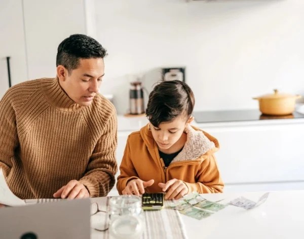 X tips de finanzas para niños que puedes enseñar a tus hijos