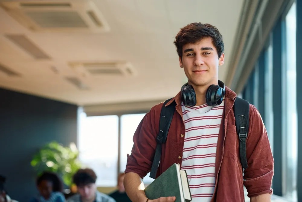 formas de ahorrar dinero al estudiar