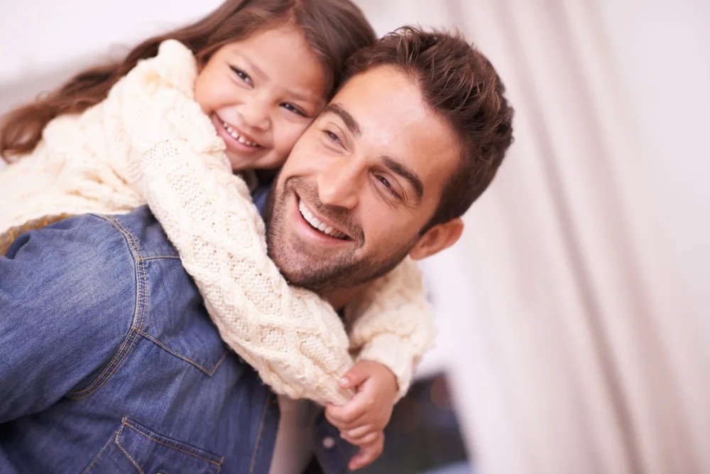 educación financiera: padre e hija